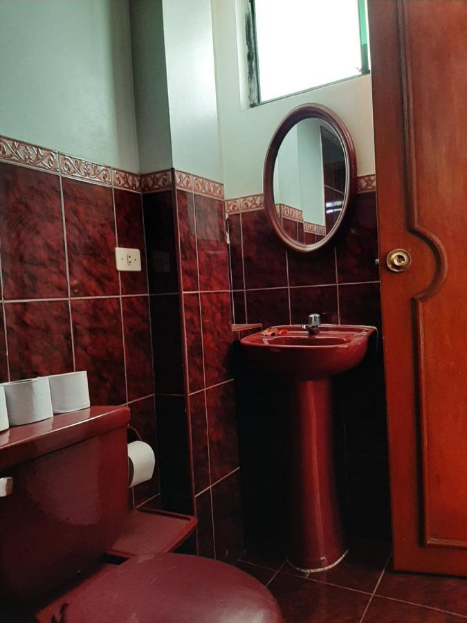 Hostal Don Cristobal アヤクーチョ エクステリア 写真